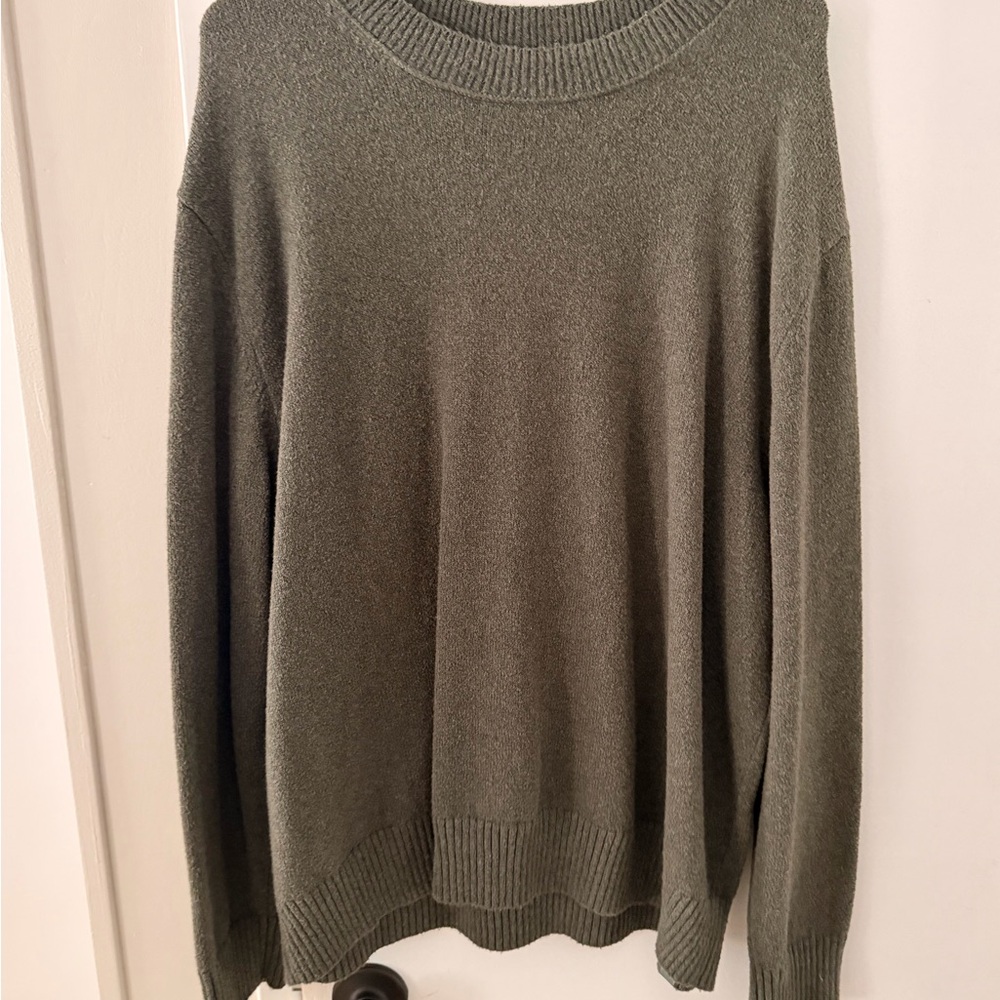 lululemon athletica Men's Olive Crewneck Sweater